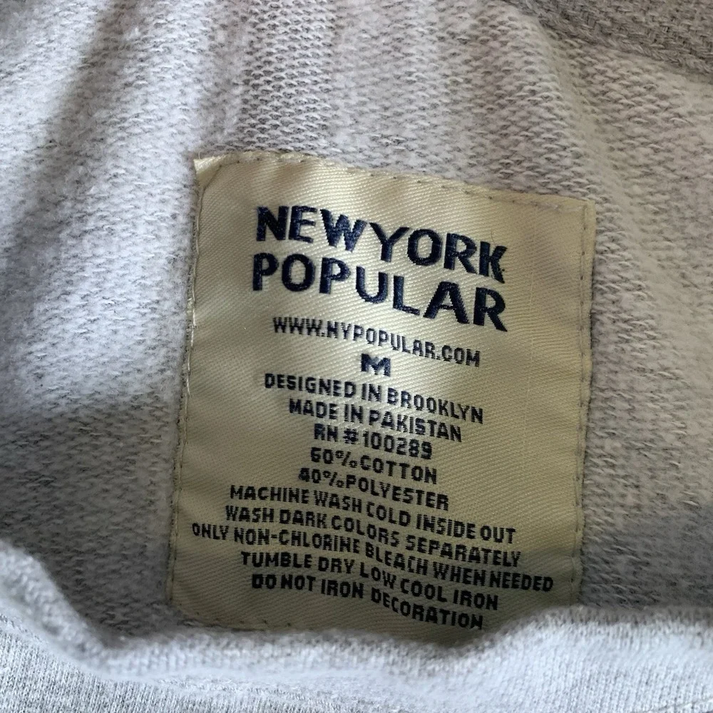 New York Popular Detroit Sweatshirt Mens Medium Gray Crewneck Fleece‎ Top M - Picture 3 of 11